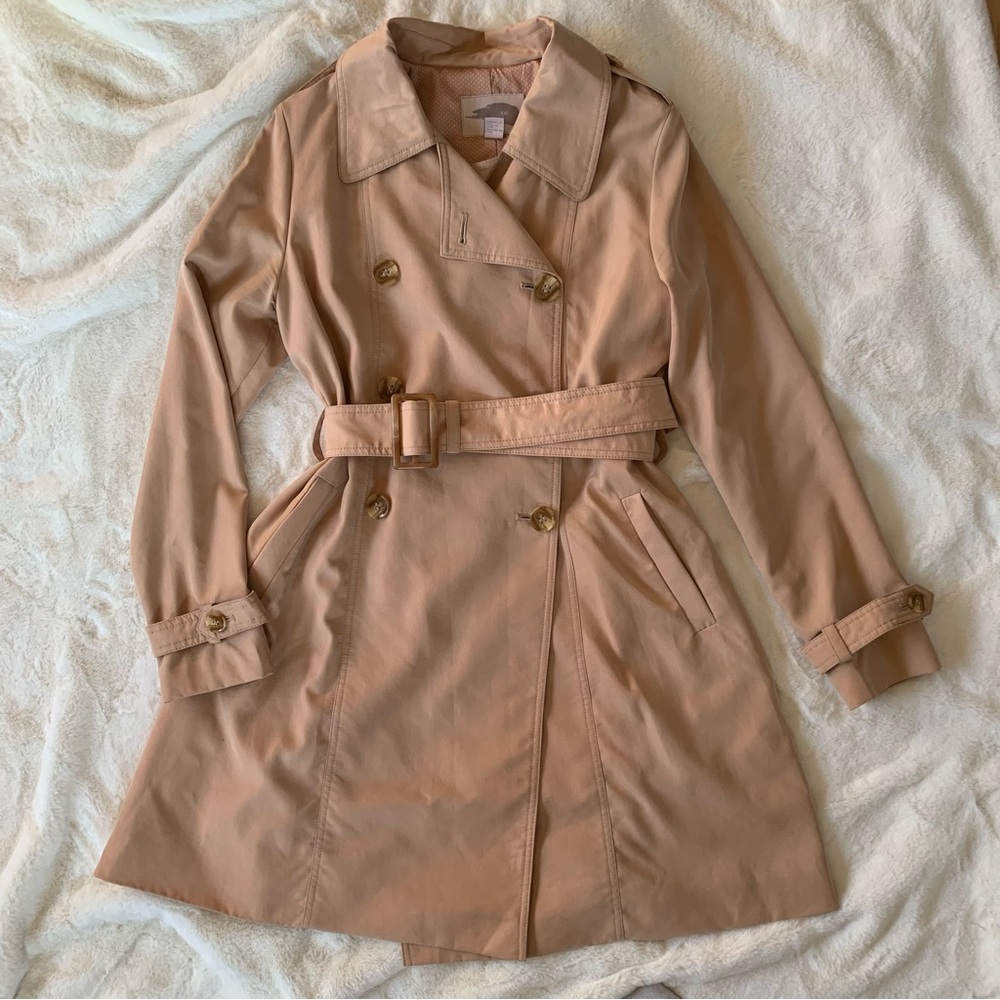 Classic Women's Double-Breasted Trench Coat in Blush